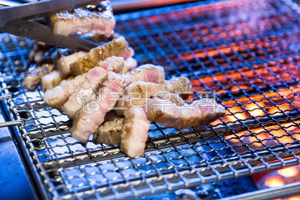 Briquette grilling,pork belly,Grill,meat,porkbelly,pork,food