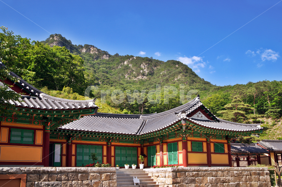 청평사,요사채,전각,오봉산,춘천,푸른하늘,한국전통,한국문화,korean traditional,korean culture,건축물,건물외관,exterior,building,structure,architecture,construction