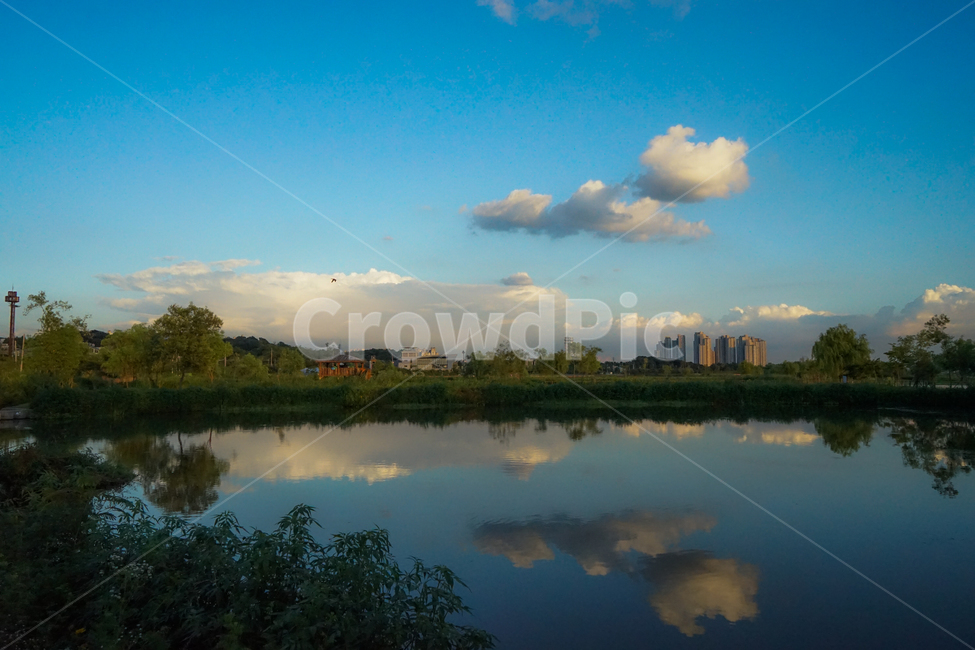 공원,정자,산책로,수변,하늘,구름,나무,풍경,자연,풍경,nature,landscape,outdoors,옥외,water,물,weather,날씨,cumulus,적운,sky,cloud