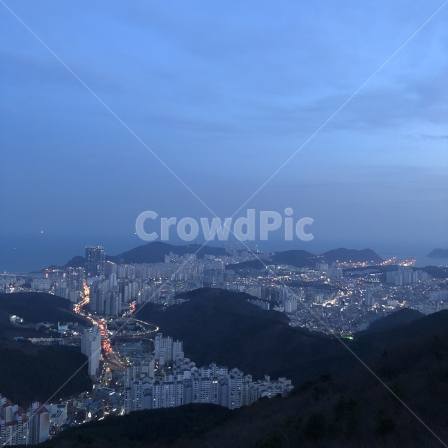 해지기전,산정상,부산,산위,산,야경,밤,풍경,nightscape,night,landscape,도시,city,한국도시풍경,한국도시경관,korea cityscape,경치,outdoors,옥외,nature,자연,scenery,aerial view,조감도