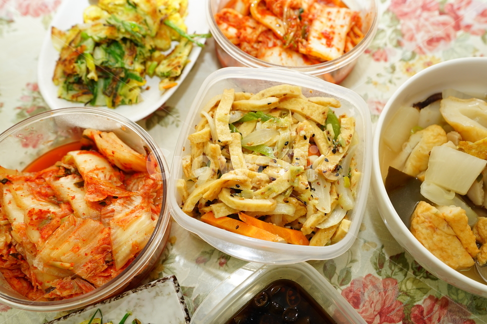 집밥,음식,오뎅,어묵,김치,식사,식탁,저녁,우리집,국물,한식,한국식,반찬,먹거리,푸드,안주,안주거리,음식,식재료,요리,food,cook,meal,dishes,food reserves,한식,한국음식,한국요리,korean food,korean dishes,korean meal,korean cook
