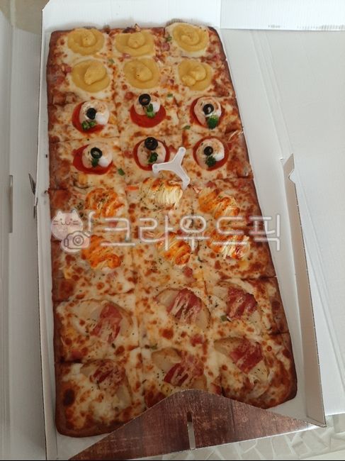 피자,네모피자,pizza,요리,음식,서양음식,배달음식,치즈피자,맛있는피자,조각피자,점심,식사,food,패스트푸드,식재료,간식,군것질,간단음식,체인점