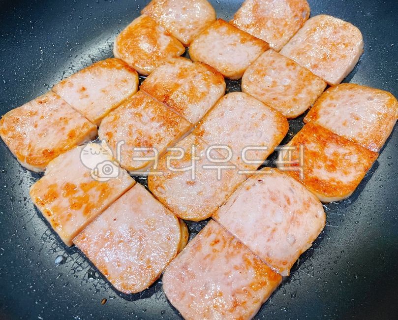 스팸,햄,스팸구이,햄구이,구이,후라이팬,음식,식사,food,meal
