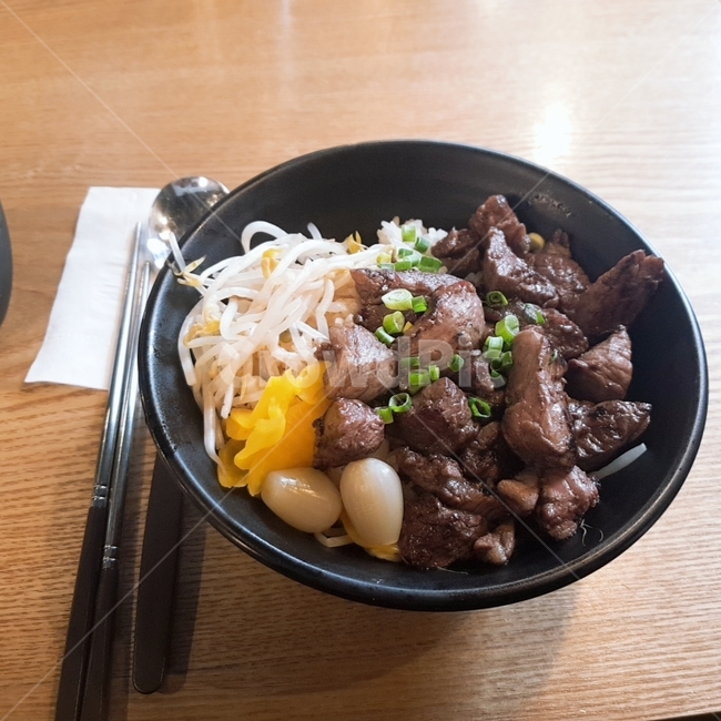 덮밥,meal,식사,food,식품,dish,요리