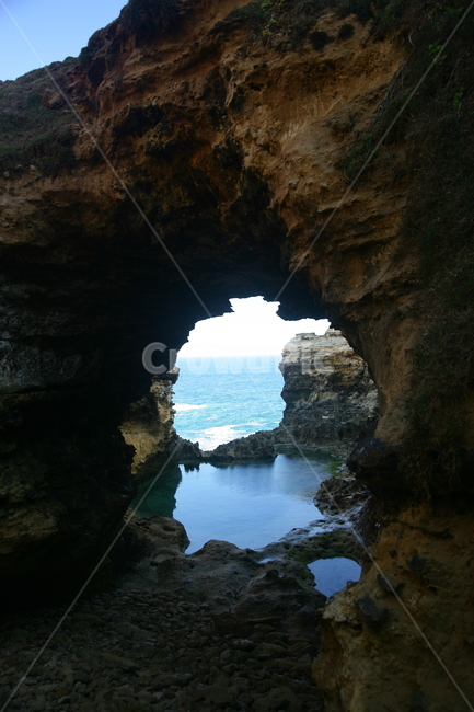 cave,동굴,nature,shoreline,해안선,ocean,대양,sea,바다,cove,후미,coast,연안,구멍,그레이트오션로드,greatoceanroad,자연,풍경,nature,landscape