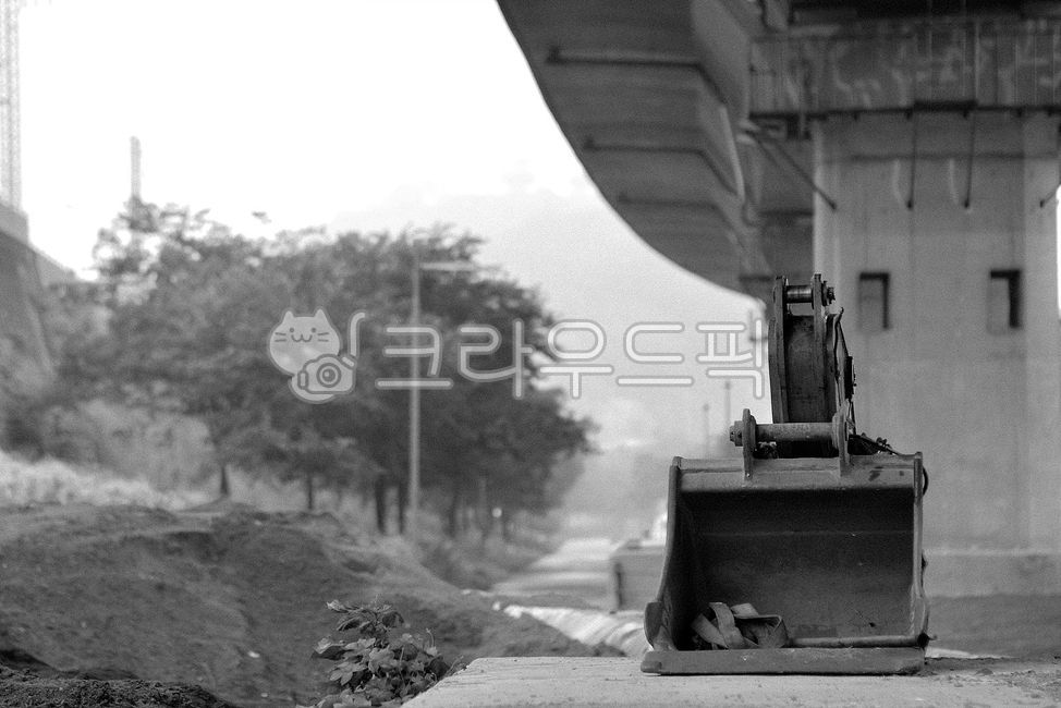 Han River Bridge,excavator,Construction site,heavy equipment,under the bridge