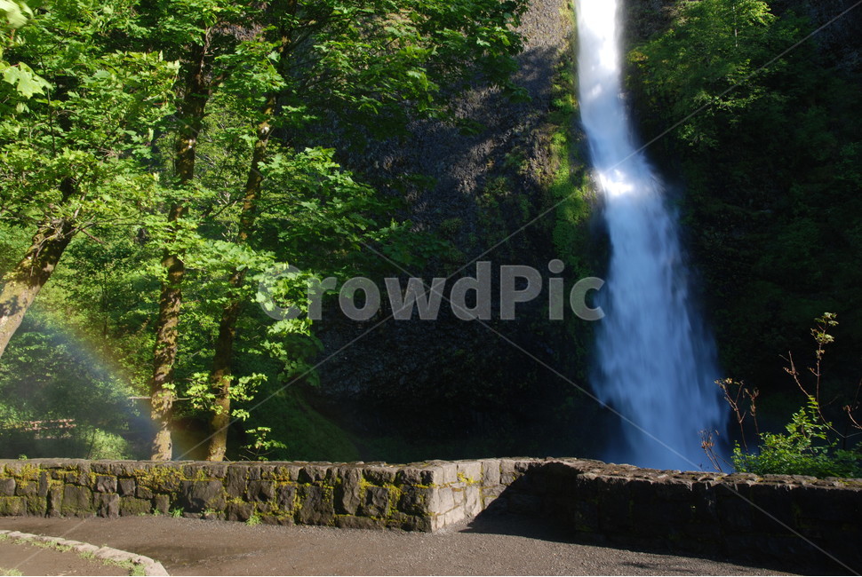 자연,무지개,나무,돌,초록,폭포,nature,rainbow,tree,stones,green,waterfall,햇살,sunray,물,light,빛,여름,길,난간,guardrail,따뜻한,포근한,warm,comfort,summer,힐링,healing,깨끗한,clean,rock,물줄기,명암