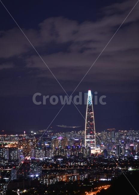 	야경,서울,서울야경,풍경,불빛,야경사진,NIGHTVIEW,LANDSCAPE,TWILIGHT,황혼,매직아워,저녁,밤,롯데타워,롯데월드타워,잠실,건물,건축,건축물,빌딩,도시,풍경,city,landscape,야경,밤,nightscape,night,랜드마크,landmark,tourist attraction,outdoors,옥외,nature,자연