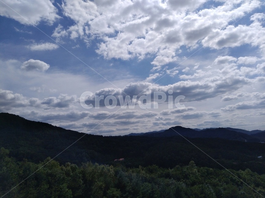 구름,산,양떄구름,하늘,sky,배경,자연,맑음,자연,풍경,nature,landscape,weather,날씨,outdoors,옥외,cloud,cumulus,적운