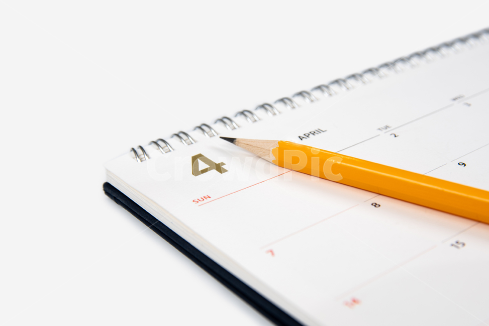 date,desk calendar,yellow pencil,yellow,memo,white background,annual plan,life,schedule management,desktop,paper,plan,day,business plan,key,Business,calendar,business,desktop calendar,pencil,April,schedule,month,4,background,monthly,writing utensil,annive