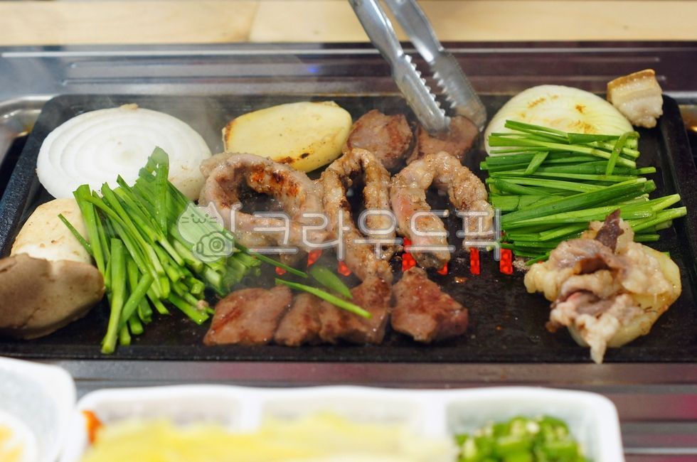 소곱창,곱창구이,모듬곱창,beefintestines,grilledintestines,chitterlings,beefsmallintestine,assortedintestines,bbq,bbqintestines,bbqmeat,차돌박이,beefbrisket