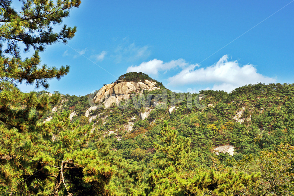 북한산,삼각산,산,자연,봉우리,신록,자연,풍경,nature,landscape,한국자연풍경,한국자연경관,korea nature landscape