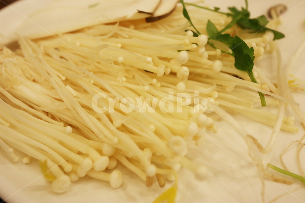 팽이버섯,버섯,버섯류,균류,식재료,음식,식재료,요리,food,cook,meal,dishes,food reserves,채소,야채,vegetables