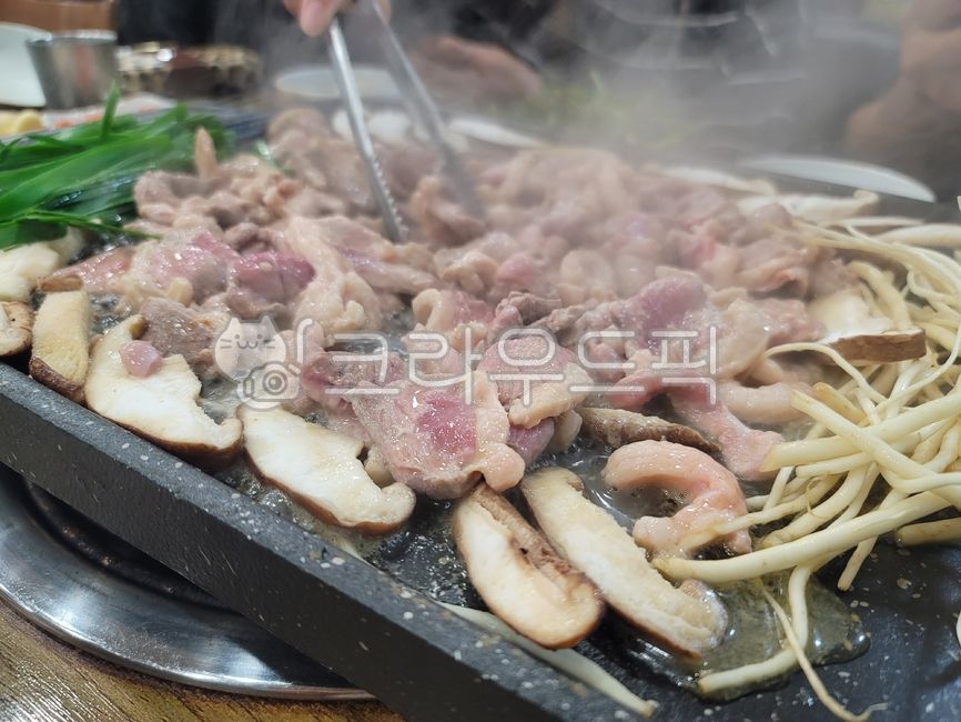오리구이,오리로스,생오리구이,생오리로스,고기구이,오리요리,오리,요리,음식