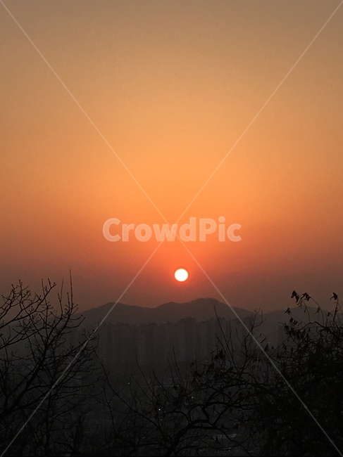 산,풍경,노을,분위기,산책,자연,풍경,nature,landscape,outdoors,옥외,dusk,황혼,sunset,일몰,sky,하늘,dawn,새벽,red sky,붉은 하늘