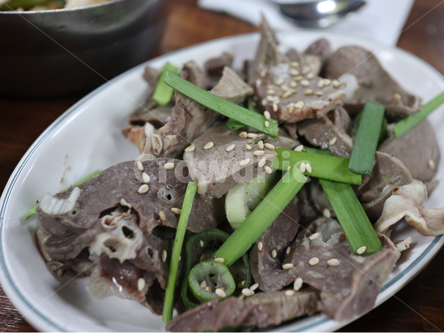 순대,허파,염통,간,참깨,부추,음식,식사,간식,음식,식재료,요리,food,cook,meal,dishes,food reserves,한식,한국음식,한국요리,korean food,korean dishes,korean meal,korean cook