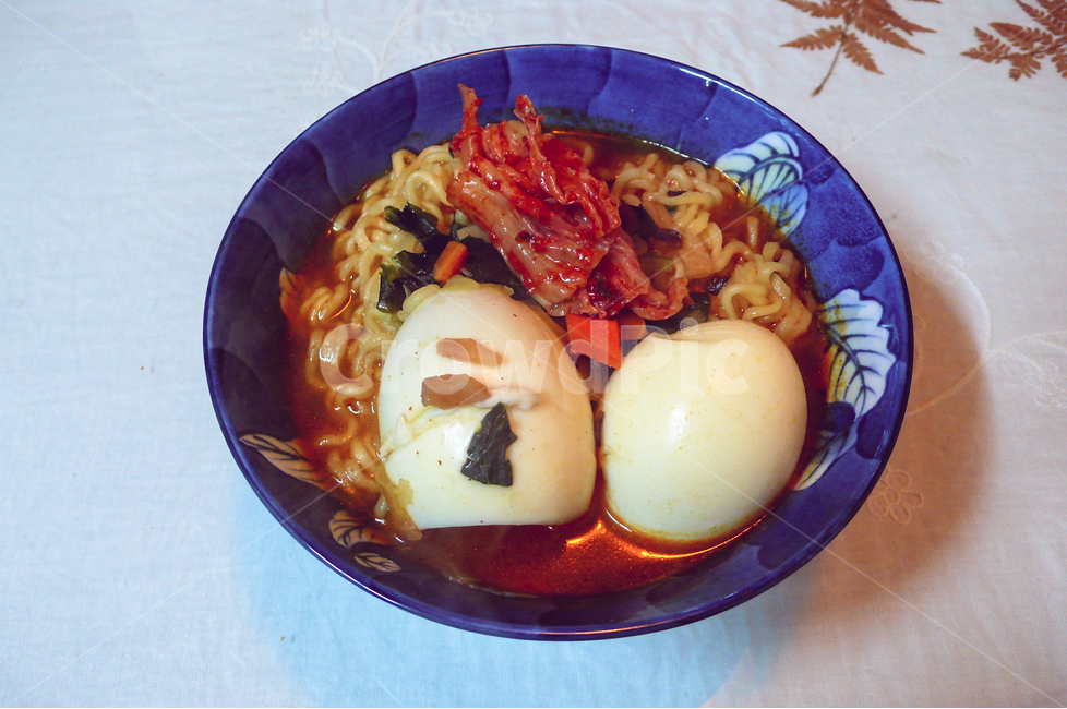 라면,계란,사발,김치,식사,food,음식,dish,요리,meal,bowl,egg