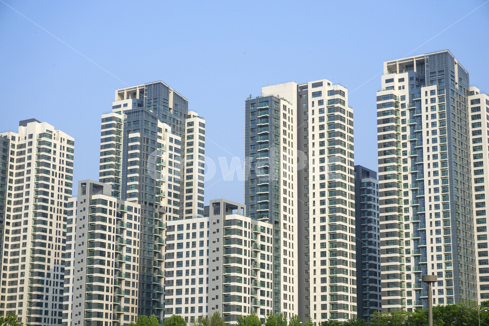 아파트,단지,아파트단지,도시적인,블록,발코니,건물,도시,citylife,도시풍경,깨끗한,복잡,적합,현대,현대적인,주택,주거용,주택개발,주택프로젝트,대형,고급아파트,현대건축,건축물,건축,입주,로망,도시,풍경,city,landscape,한국도시풍경,한국도시경관,korea cityscape,건축물,건물외관,exterior,building,structure,architecture,construction,town,urban,어반,high rise,고층 건물,시티,condo,콘도,housing,apartment building