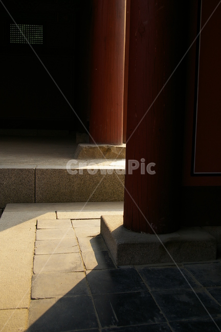 경복궁,기둥,햇살,궁궐,서울,한국전통,한국문화,korean traditional,korean culture