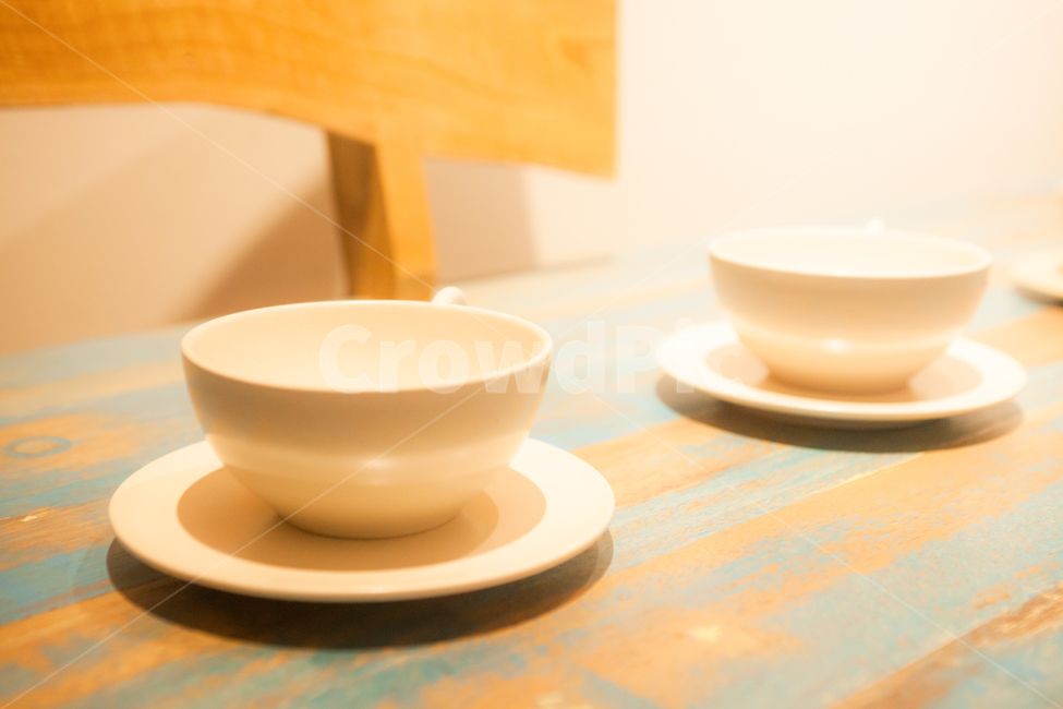 정물,도자기,그릇,접시,플레이팅,bowl,container,basin,dish,plate,ceramics,pottery,earthenware,stationaryobject,stillobject,사물,물건,오브젝트,thing,object,matter