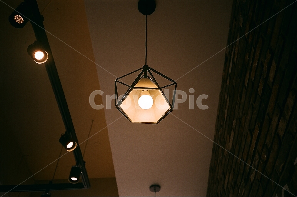 필름사진,분위기,조명,공간,카페,인테리어,실내디자인,interior design
