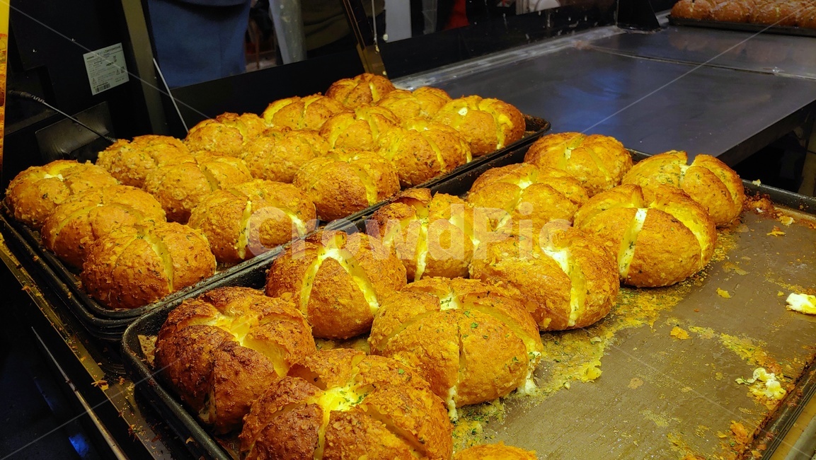 bread,food,빵,음식,치즈,크림,마늘,베이커리,bakery,디저트,galric,전시,진열,음식,식재료,요리,food,cook,meal,dishes,food reserves,빵,bread