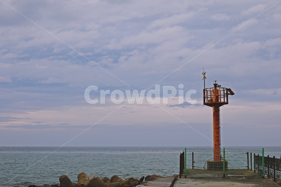 등대,바다,하늘,구름,lighthouse,sea,sky,cloud,자연,풍경,nature,landscape,architecture,건축물,building,건물,tower,탑