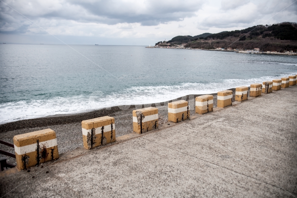 바다,바닷가,오래된,구조물,갈라진,부숴진,자연,풍경,nature,landscape,water,물