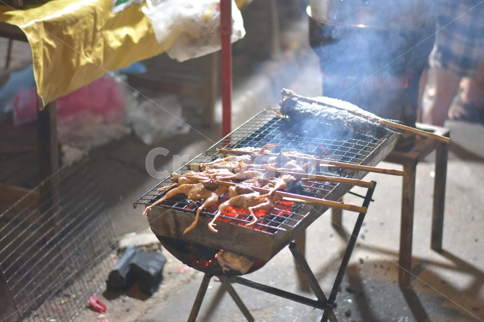 라오스,비엔티엔,비엔티안,laos,야시장,메콩강야시장,라오스야시장,비엔티엔야시장,길거리음식,라오스음식