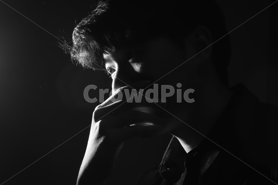 흑백,초상화,남자,셔츠,고민,portrait,자화상