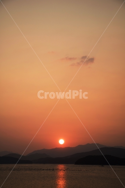 일몰,일출,노을,저녁노을,붉은노을,사진,단독사진,디자인,소스,포토,사진자료,배경,배경사진,백그라운드,한국,동양,아시아,풍경,자연,환경,실외,저녁,밤,여름노을,가을노을,아침노을,자연,풍경,nature,landscape,outdoors,옥외,sky,하늘,red sky,붉은 하늘,dusk,황혼,dawn,새벽,sunset