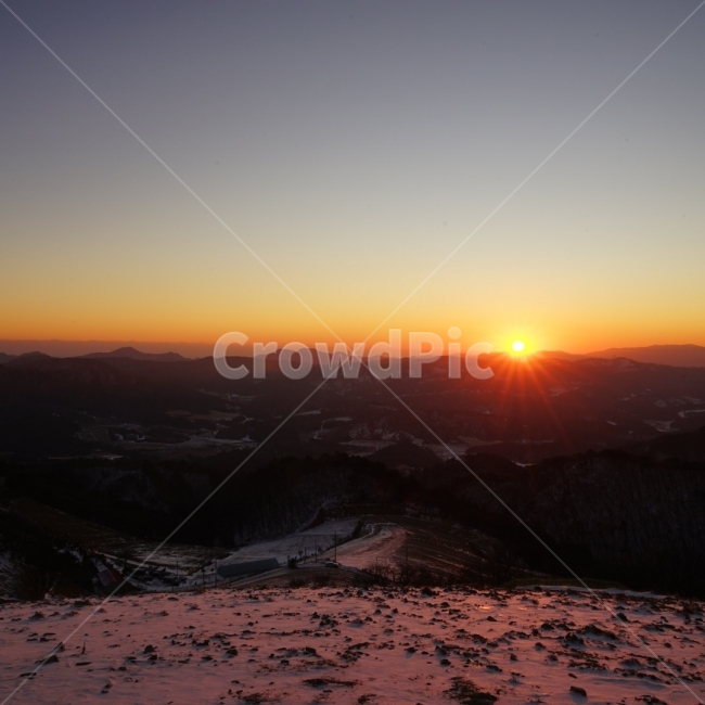 무술년,첫일출,강릉,안반데기,풍경,겨울,계절,winter,season,자연,풍경,nature,landscape,한국자연풍경,한국자연경관,korea nature landscape,outdoors,옥외,dusk,황혼,dawn,새벽,sky,하늘,red sky,붉은 하늘,sunset,일몰
