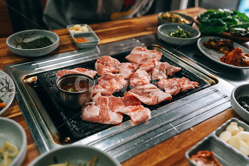 gabrisal,meat,pork,roast,pig