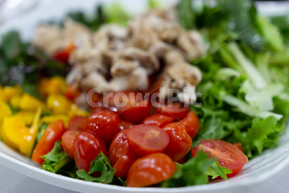 토마토,빨간토마토,방울토마토,샐러드,채소샐러드,닭가슴살샐러드,닭가슴살채소샐러드,건강식,건강샐러드,샐러리,채소,요리,플레이팅,건강,헬스웨어,헬스케어,healthware,health care,음식,식재료,요리,food,cook,meal,dishes,food reserves