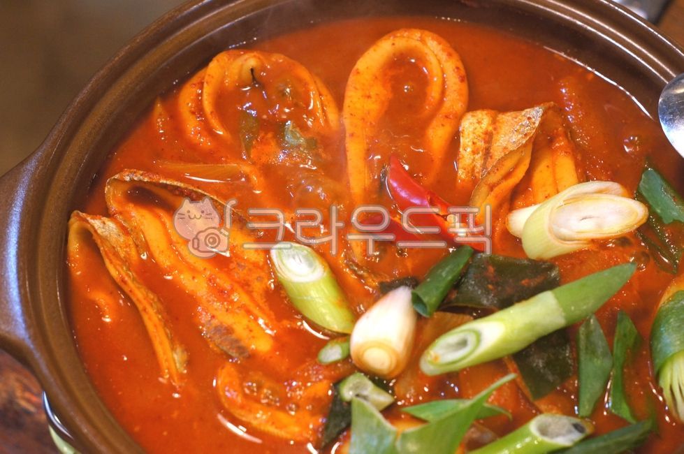 ,stewedjejubeltfish,plating,Braised cutlassfish,local food,fishdishes,Jeju local food,jejulocalfood,fishcuisin,galchijorim,Korean food,kfood,cooking,foodpresentation,seafood,food,braisedcutlassfish,fish dishes,Jeju braised cutlassfish,fish,Plating,localfo