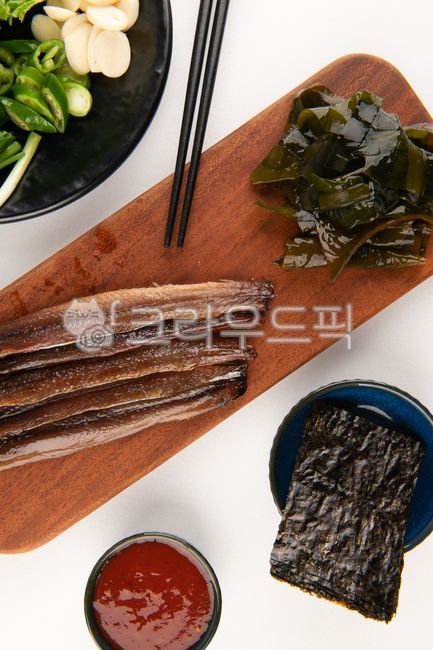 Drink snacks,Pohang,Seaweed,snack,fish,semidry,super long,vegetable,Gwamegi,food,Pacific saury