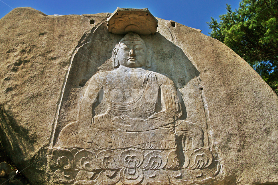 승가사,삼각산,마애여래좌상,고려시대,보물제215호,마애불,천개석,석가모니,항마촉지인