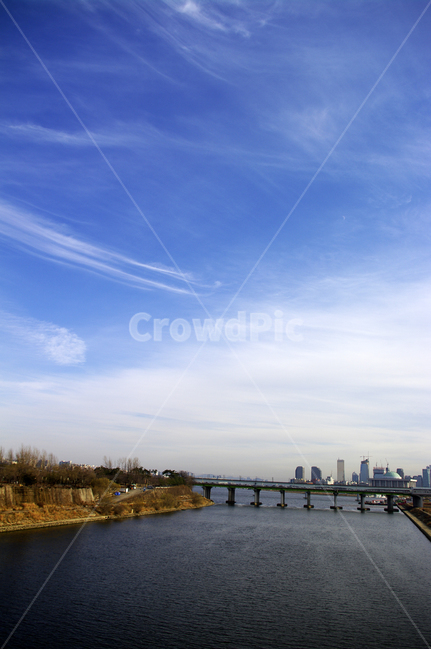 도시,서울,한강,하늘,구름,풍경,다리,겨울,계절,winter,season,도시,풍경,city,landscape,한국도시풍경,한국도시경관,korea cityscape,water,물,waterfront,워터 프론트,port,포트,dock,독,pier,교각