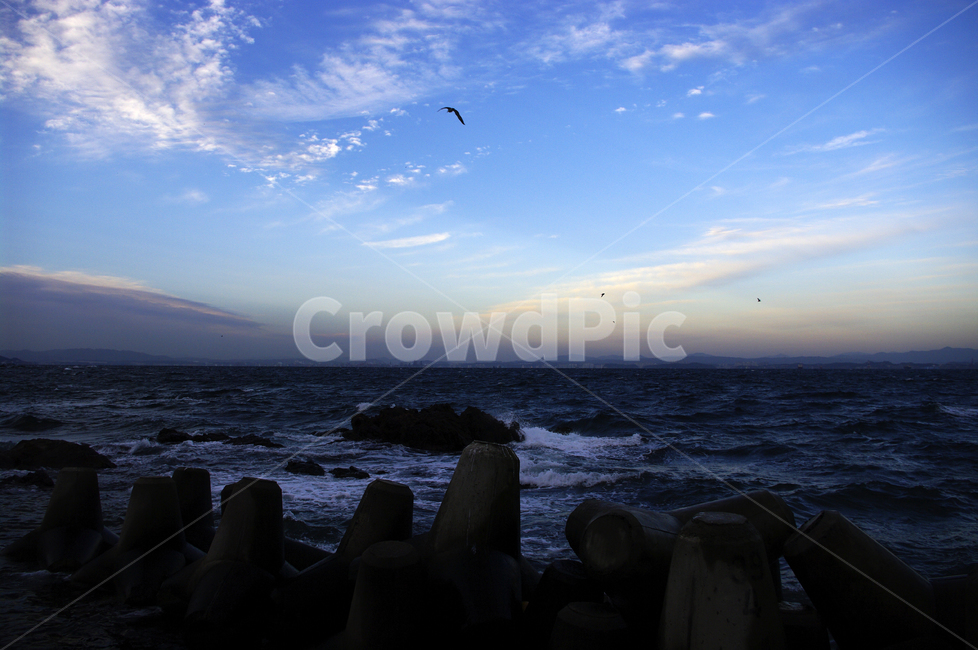 수평선,방파제,파도,바다,하늘,구름,풍경,자연,풍경,nature,landscape,adventure,모험,leisure activities,레저 활동,outdoors,옥외,ocean,대양,water,물,sea