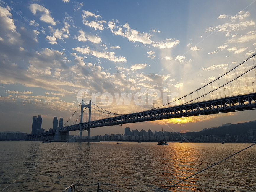 광안대교,부산,광안리,노을,저녁하늘,하늘,저녁,바다,바닷가,구름,busan