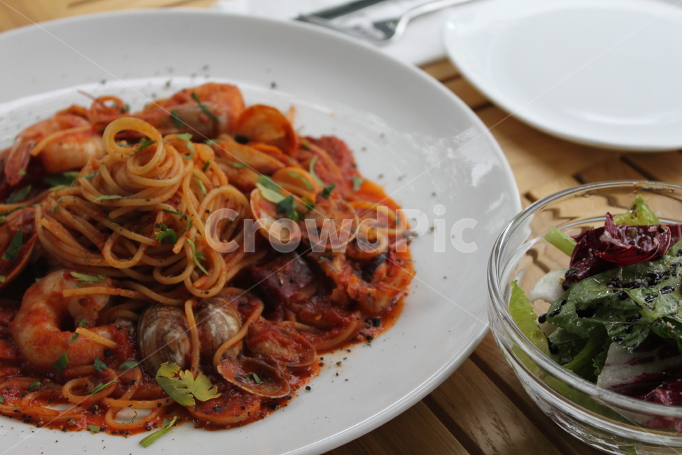 해산물토마토파스타,해산물,토마토파스타,파스타,음식점,레스토랑,맛집,국수,면,요리,seafoodpasta,pasta,tomato,restaurant,음식,식재료,요리,food,cook,meal,dishes,food reserves,면류,면요리,noodles,양식,서양음식,서양요리,western food,western dishes,western meal,western cook