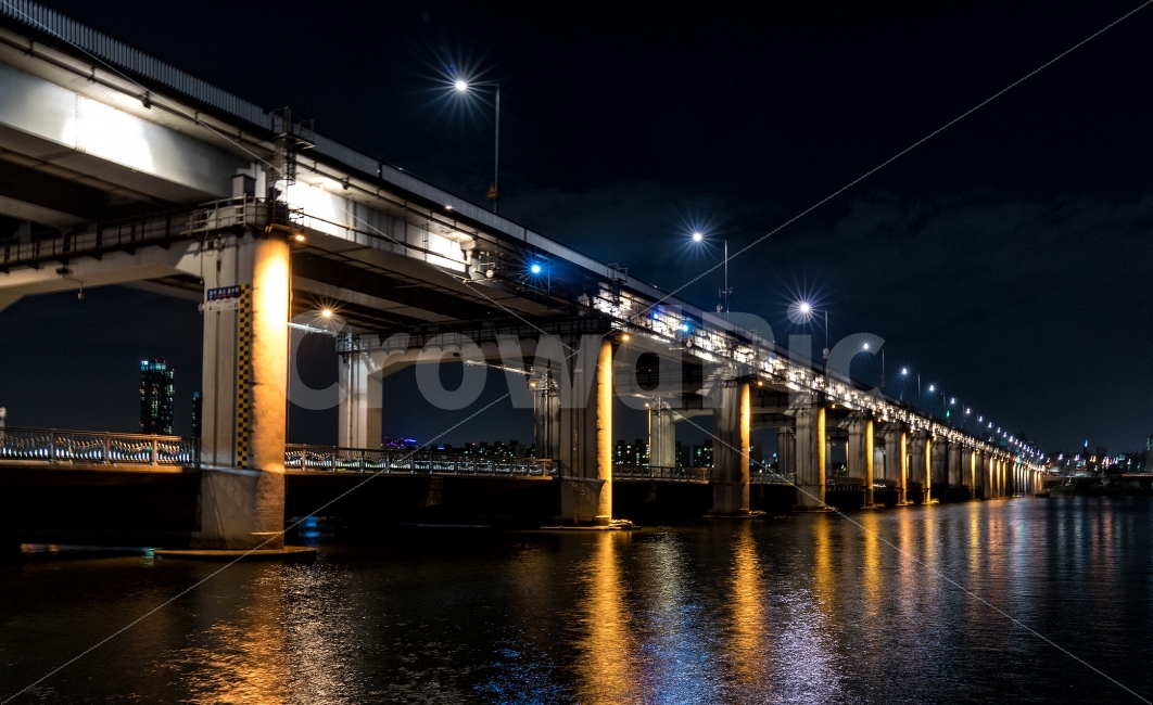 서울,야경,한강,반포대교,반영,night,nightview,nightscape,river,instargram,스냅사진,야경,밤,풍경,nightscape,night,landscape,도시,city,한국도시풍경,한국도시경관,korea cityscape,road,도로,water,물
