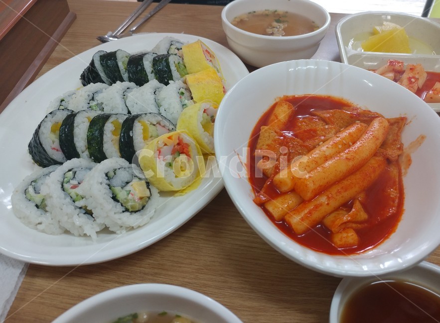 분식,김밥,떡볶이,간식,음식