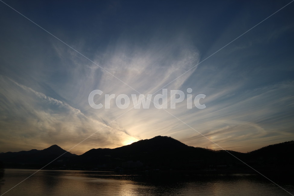 북한강,산,노을,풍경,강,경치,landscape,mountain,sky,sunset,sun,river,자연,풍경,nature,landscape,land,땅,outdoors,옥외,water,물,shoreline,해안선,sea,바다,ocean,대양
