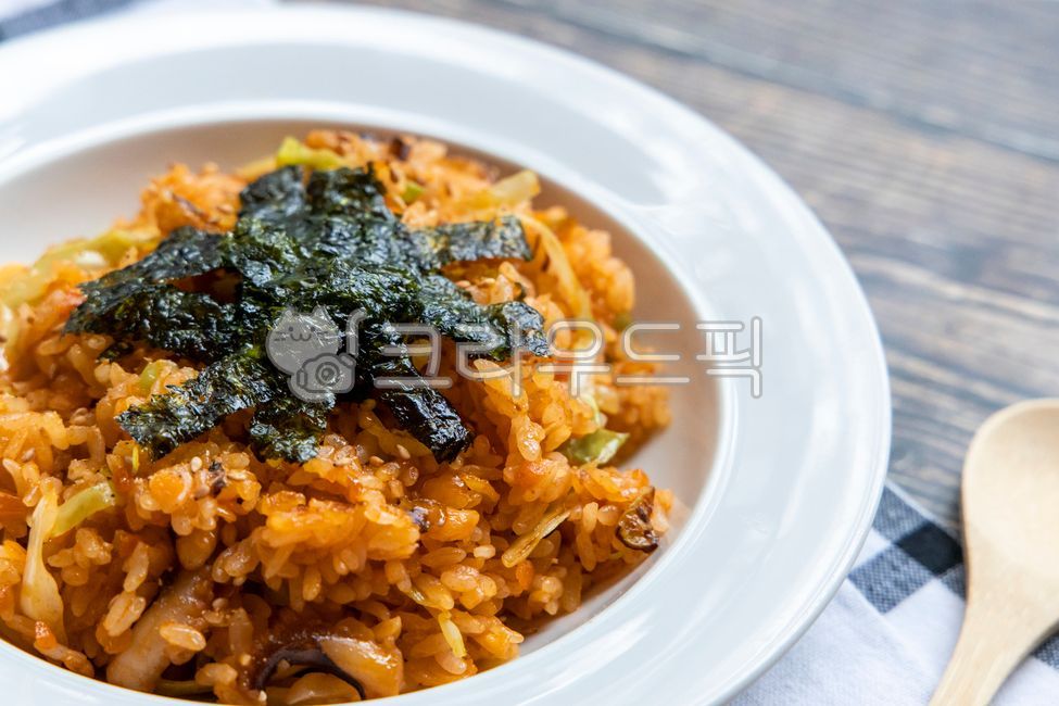 Webfoot octopus,Octopus fried rice,fried rice,Korean food,seaweed powder,Korean,Stirfried Octopus,food