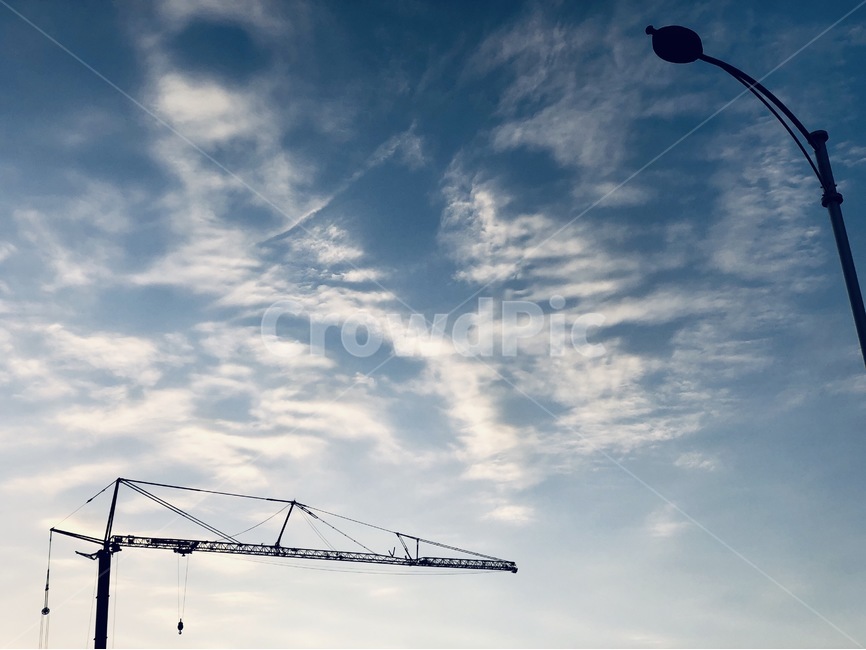 하늘,크레인,가로등,구름,송도,산업,industry,industrial,건설업,건축업,construction industry