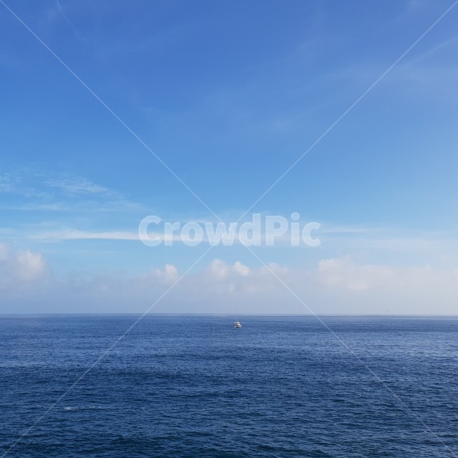 바다,하늘,구름,배,시원한,자연,풍경,nature,landscape,outdoors,옥외,sea,ocean,대양,water,물