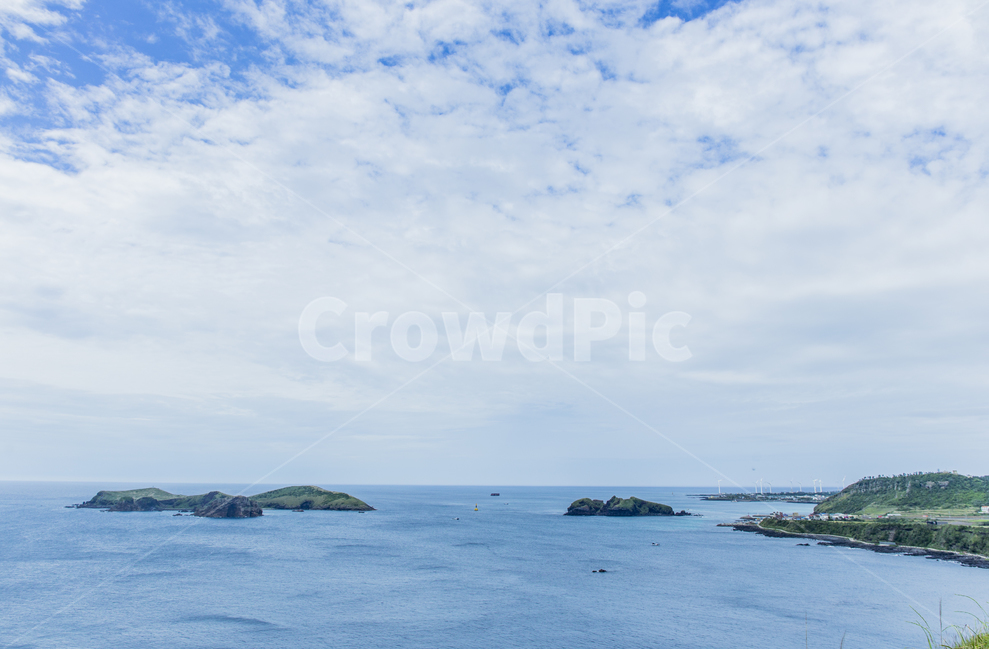 바다,구름,하늘,풍경,방파제,제주,제주도,자연,풍경,nature,landscape,한국자연풍경,한국자연경관,korea nature landscape,제주도,jeju,jeju island,outdoors,옥외,land,땅,water,물,shoreline,해안선,ocean,대양,sea,coast,연안,island,섬