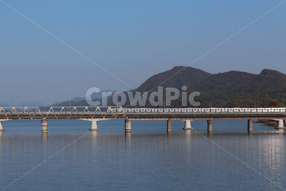 가을,양평,두물머리,남한강,철도,철교,자연,풍경,nature,landscape,한국자연풍경,한국자연경관,korea nature landscape,교통,교통수단,traffic,transportation,water,물,waterfront,워터 프론트