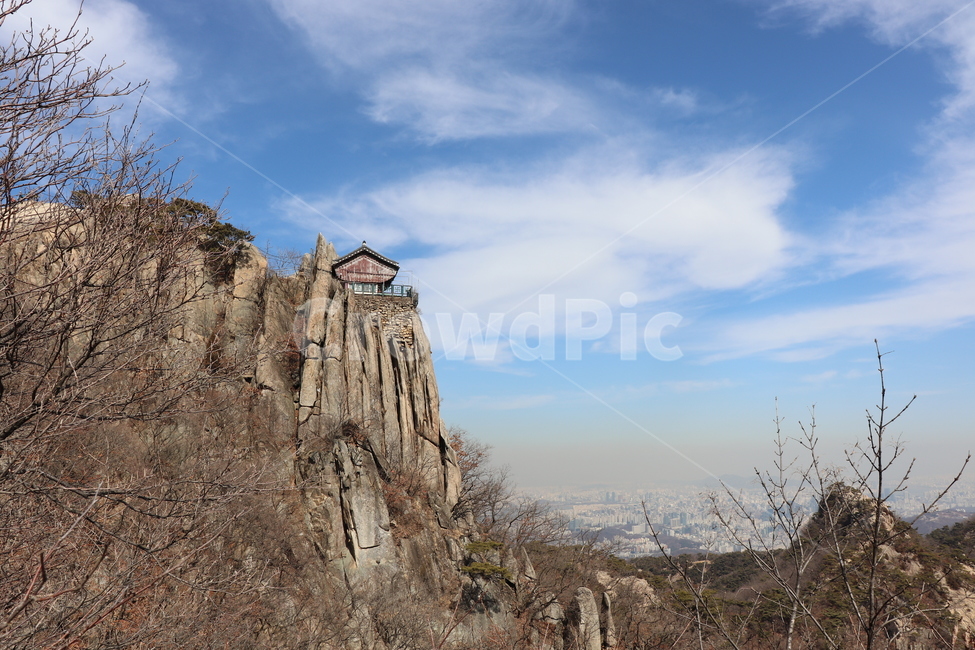 Gwanaksan Mountain,Yeonjudae,cliff,temple,summit